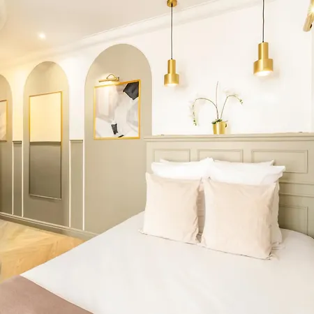 Merveil - Luxury - Louvre - Rousseau *